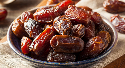 Delight in Nature's Sweet Bounty: Sultan Nut House's Exquisite Dates Collection